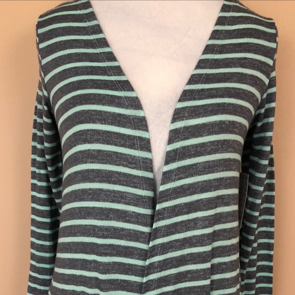 LuLaRoe Sarah Sweater NWT